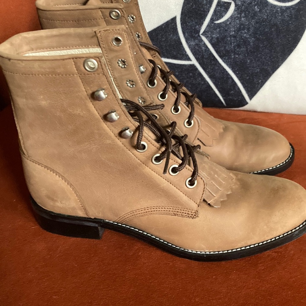 Justin Tan ropers